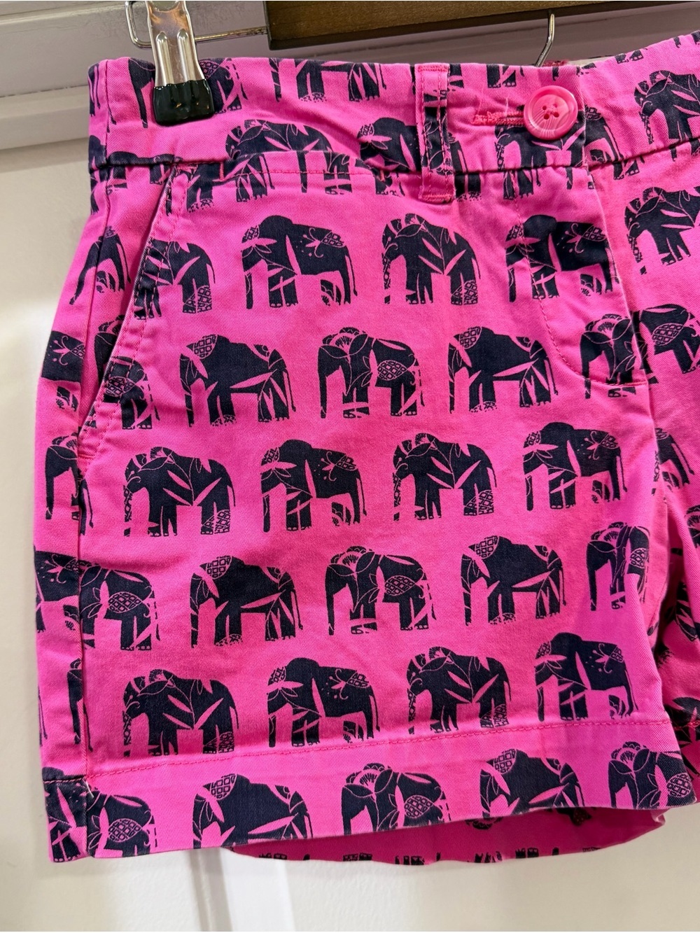 crown & ivy Pink Shorts Navy Elephants π Size 2P - Picture 4 of 12